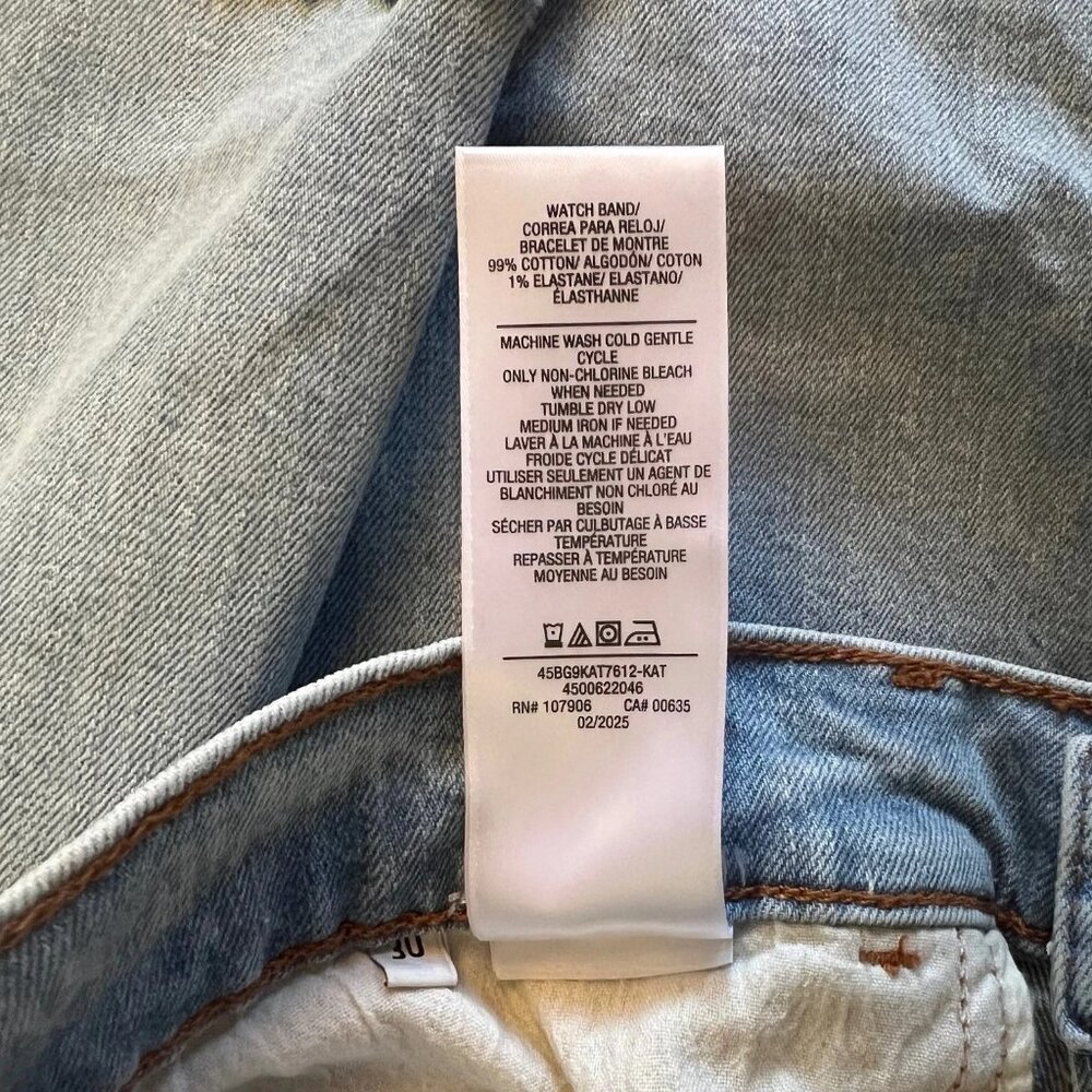 NWOT Hudson Jolene Wide Flare Jeans Distressed High Rise Raw Hems Kate 30 (32"L) - Picture 6 of 9